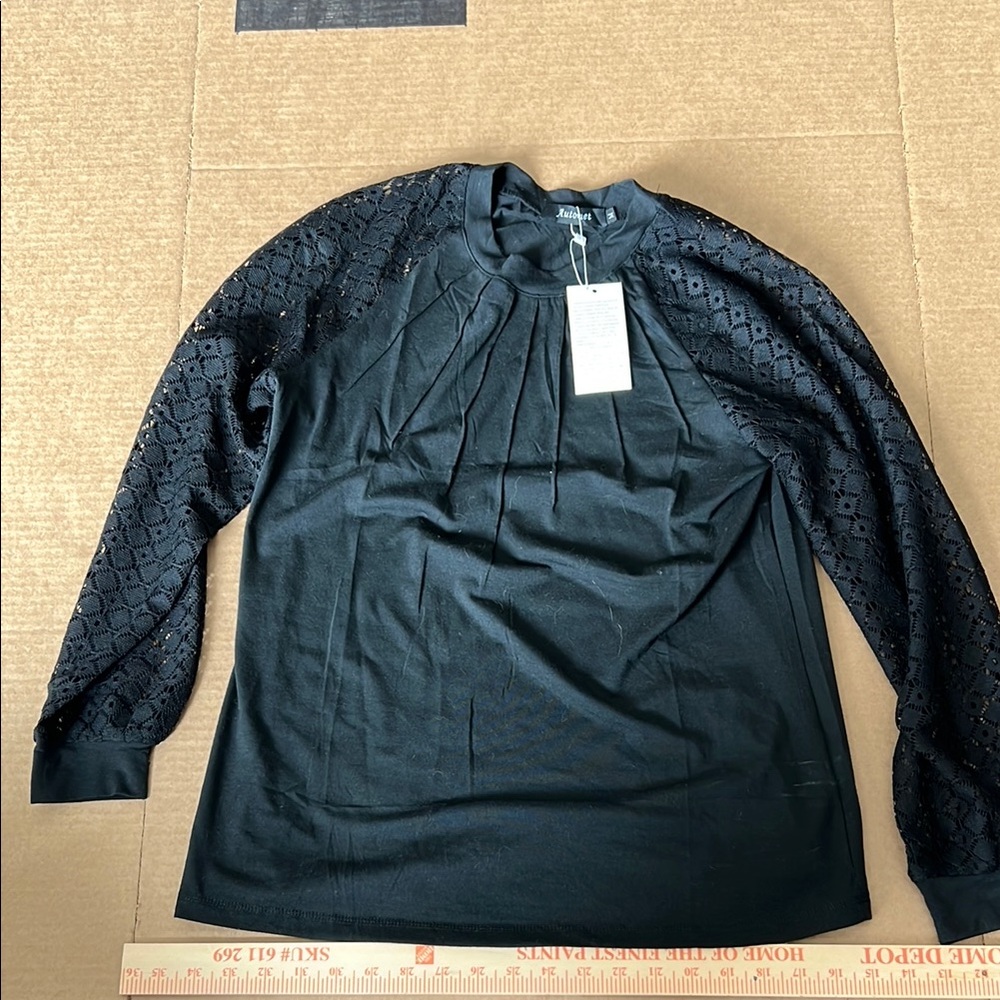 Elegant Black Lace Sleeve Top